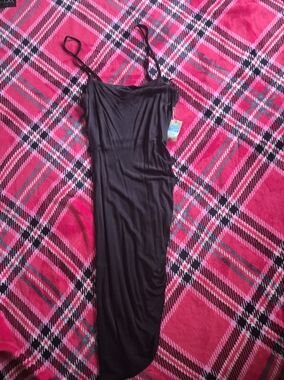 Black Dress - Sleek Knit Fabric